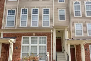932 Pine Forest Ln, Upper Marlboro, MD 20774 - Photo 2