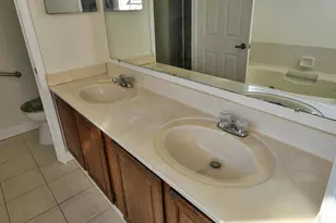 7906 Kara Ct, Greenbelt, MD 20770 - Photo 38