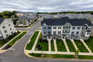 8445 Hamlin St, Lanham, MD 20706 - Photo 2