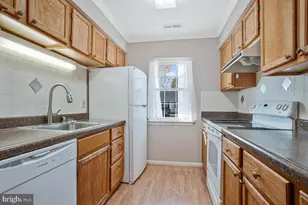 9264 Cherry Ln, Laurel, MD 20708 - Photo 18