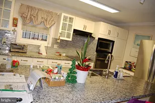 907 57th Pl, Capitol Heights, MD 20743 - Photo 16