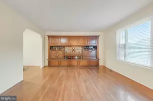 2908 Plaza Dr, District Heights, MD 20747 - Photo 2