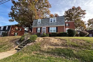 2581 Iverson St, Temple Hills, MD 20748 - Photo 2