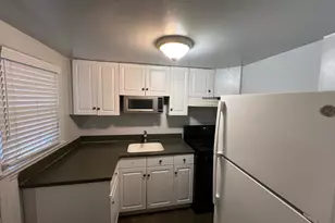 2581 Iverson St, Temple Hills, MD 20748 - Photo 4