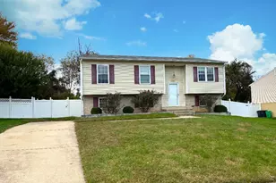 3304 Barcroft Dr, Upper Marlboro, MD 20774 - Photo 1