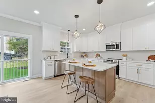 16205 Pennsbury Dr, Bowie, MD 20716 - Photo 8