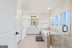 6547 Clubhouse Dr, Laurel, MD 20708 - Photo 36