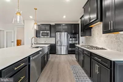 6547 Clubhouse Drive, Laurel, MD 20708 - Photo 10