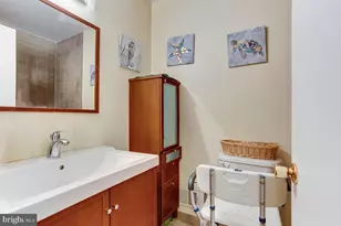 16140 Kenny Rd, Laurel, MD 20707 - Photo 10