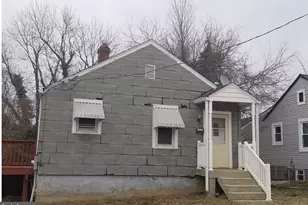 9 Whist Pl, Capitol Heights, MD 20743 - Photo 1