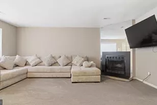 7631 S Arbory Ln, Laurel, MD 20707 - Photo 4