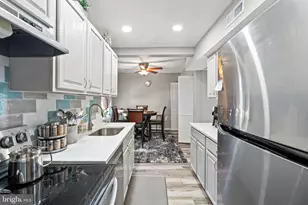 7728 Hanover Pkwy, Greenbelt, MD 20770 - Photo 6