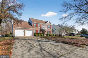 15212 Jennings Ln, Bowie, MD 20721 - Photo 2