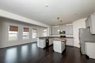 10202 Galaxy View Ln, Lanham, MD 20706 - Photo 16