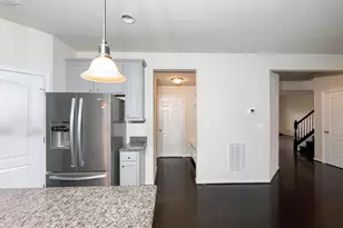 10202 Galaxy View Ln, Lanham, MD 20706 - Photo 26