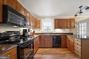 7507 Dover Ln, Lanham, MD 20706 - Photo 12