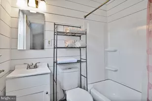 7507 Dover Ln, Lanham, MD 20706 - Photo 26