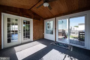 7507 Dover Ln, Lanham, MD 20706 - Photo 4