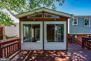 7507 Dover Ln, Lanham, MD 20706 - Photo 38