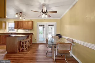 7507 Dover Ln, Lanham, MD 20706 - Photo 16