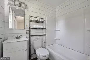 7507 Dover Ln, Lanham, MD 20706 - Photo 14