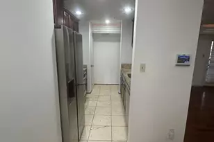 9811 Lake Pointe Ct, Upper Marlboro, MD 20774 - Photo 4