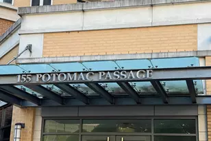 155 Potomac Passage, Oxon Hill, MD 20745 - Photo 2