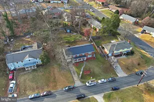 7303 Lois Ln, Lanham, MD 20706 - Photo 10