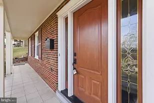 7303 Lois Ln, Lanham, MD 20706 - Photo 4