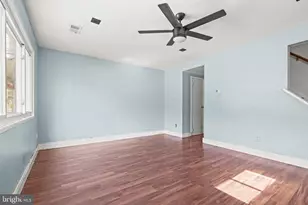 2217 Columbia Pl, Landover, MD 20785 - Photo 2