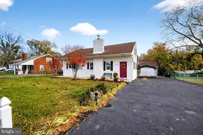 5918 Robin Lane, Suitland, MD 20746 - Photo 2