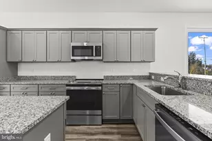 719 60th Pl, Capitol Heights, MD 20743 - Photo 10