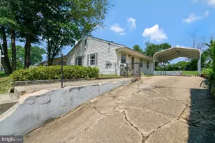 728 Carson Ave, Oxon Hill, MD 20745 - Photo 32