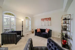 2823 Trotter Park Ln, Lanham, MD 20706 - Photo 8