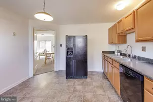 1404 Pacific Ave, Capitol Heights, MD 20743 - Photo 12