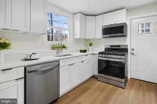 404 Kerby Hill Rd, Fort Washington, MD 20744 - Photo 4