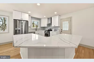 5717 Colon Terrace, Temple Hills, MD 20748 - Photo 4