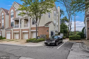 14218 Hampshire Hall Ct, Upper Marlboro, MD 20772 - Photo 2