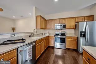 14218 Hampshire Hall Ct, Upper Marlboro, MD 20772 - Photo 18