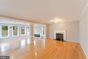 9407 Copernicus Dr, Lanham, MD 20706 - Photo 18