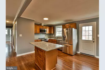 6308 Larwin Drive #(MAIN LEVEL), Temple Hills, MD 20748 - Photo 8