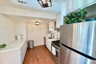 8012 Lakecrest Dr, Greenbelt, MD 20770 - Photo 12