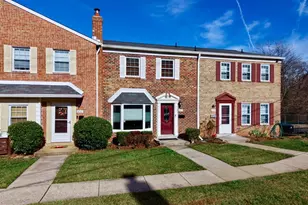 8012 Lakecrest Dr, Greenbelt, MD 20770 - Photo 2