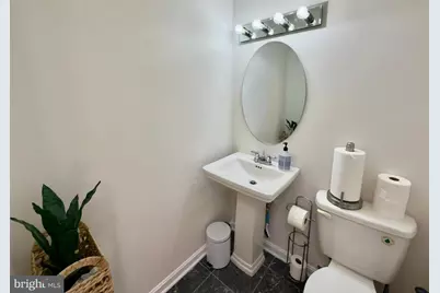 8012 Lakecrest Drive, Greenbelt, MD 20770 - Photo 18