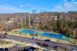 8012 Lakecrest Dr, Greenbelt, MD 20770 - Photo 30