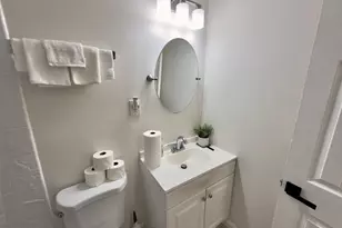 8012 Lakecrest Dr, Greenbelt, MD 20770 - Photo 22