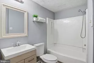 404 Shady Glen Dr, Capitol Heights, MD 20743 - Photo 24