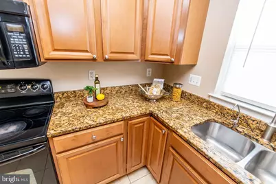 13400 Oaklands Manor Drive, Laurel, MD 20708 - Photo 14