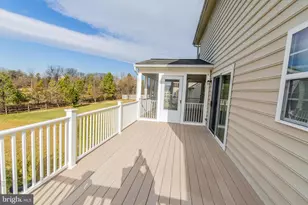 13400 Oaklands Manor Dr, Laurel, MD 20708 - Photo 46