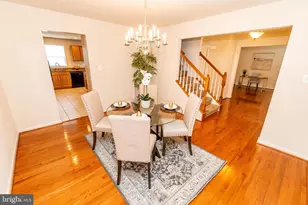 13400 Oaklands Manor Dr, Laurel, MD 20708 - Photo 2